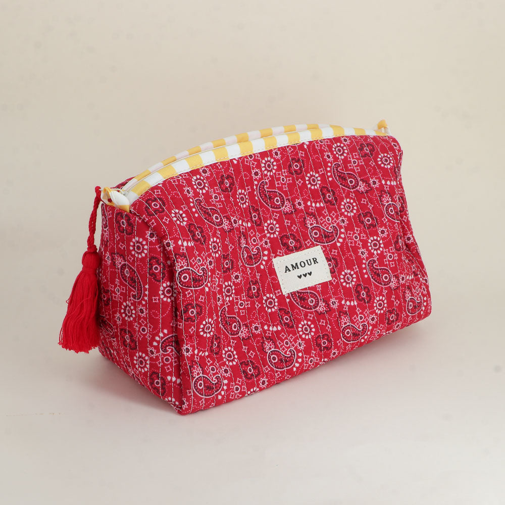 Grande trousse - jolis motifs et AMOUR avec 3 coeurs
