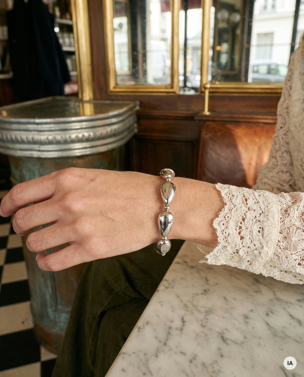 BRACELET SILVY - MILË MILA Bracelet — Image générée par IA