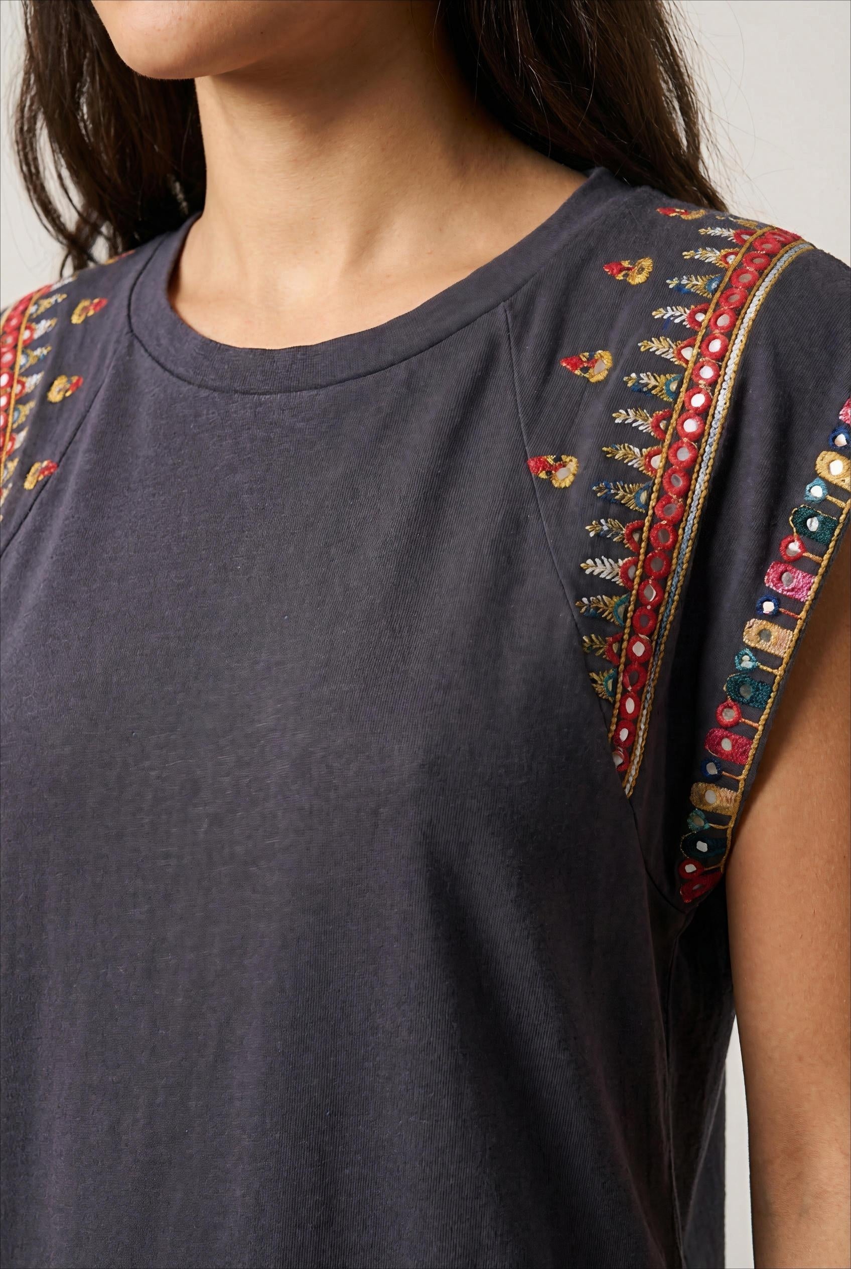 T-SHIRT MERLIN ANTHRACITE - ADORE Top
