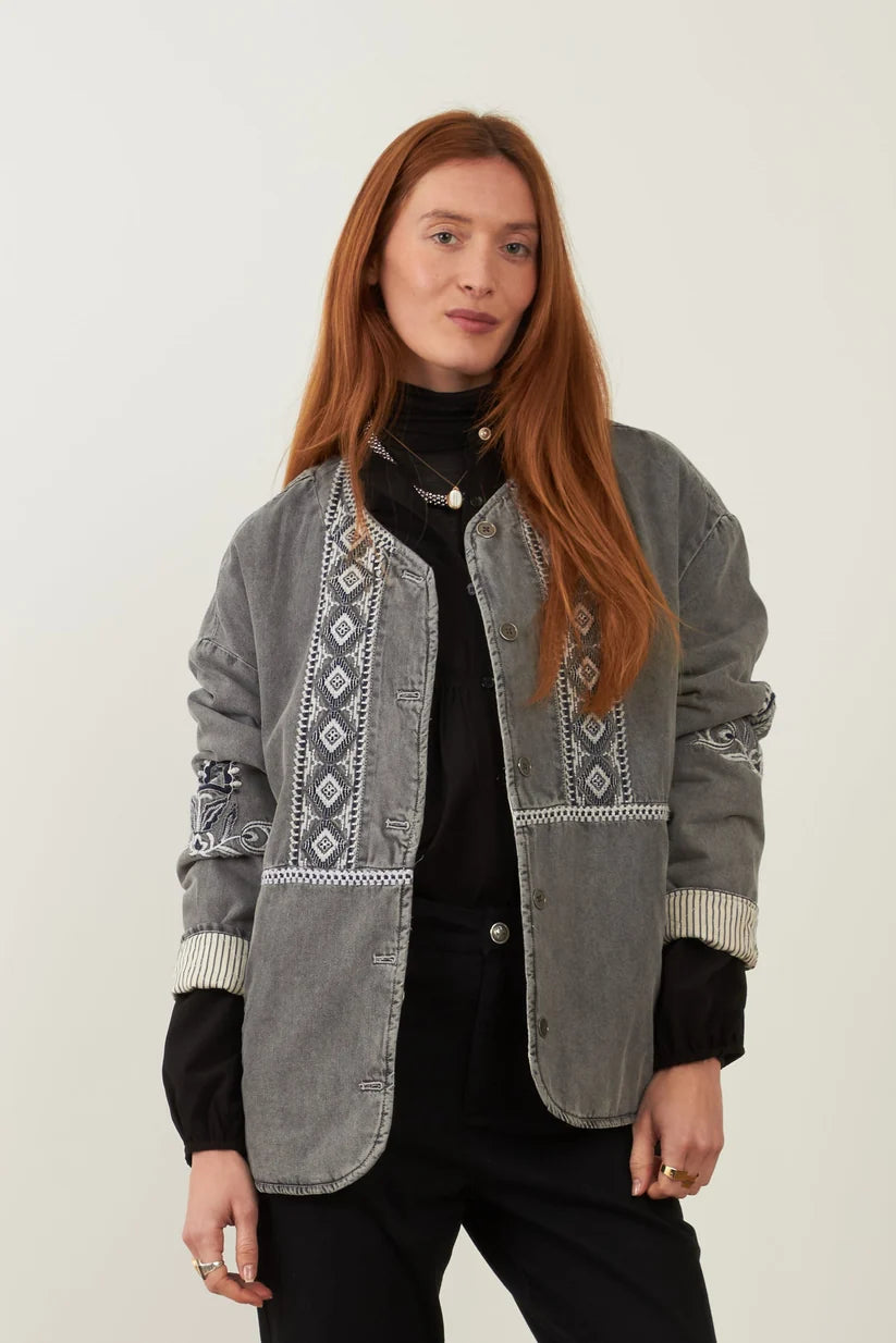 MASTER JACKET