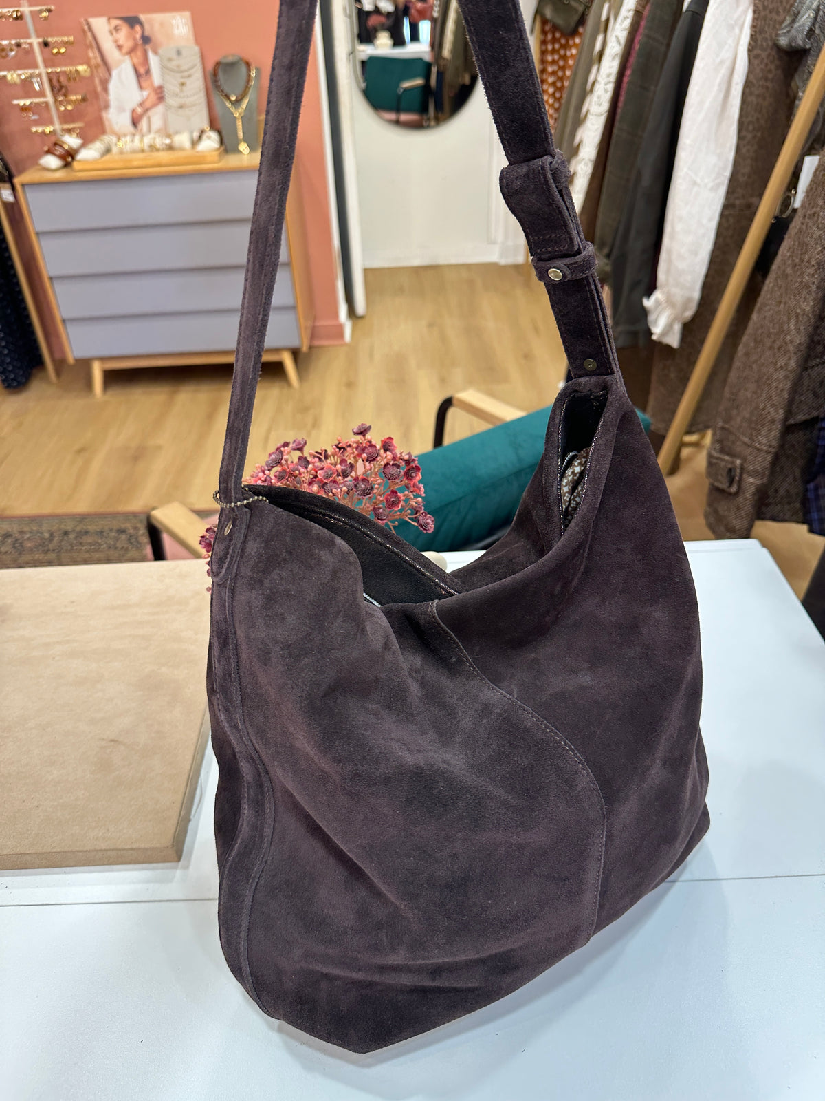 Maeli V Dark Brown bag