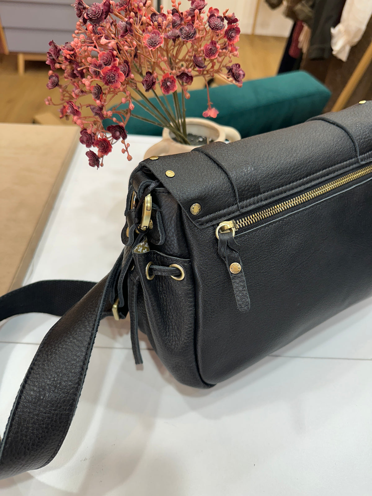 Tess C1 (CL) Black bag