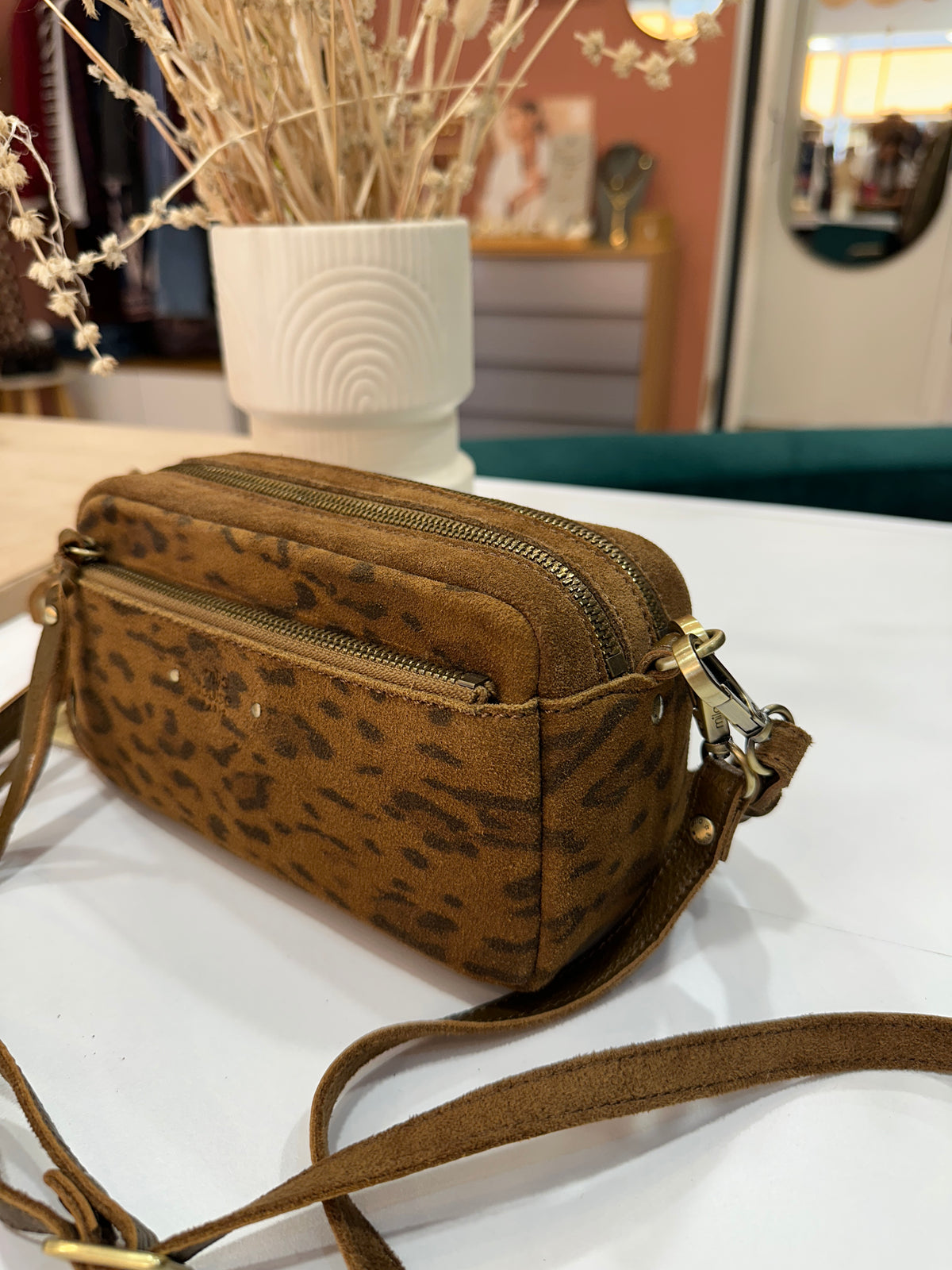 Tata XS PA1 Ochre bag