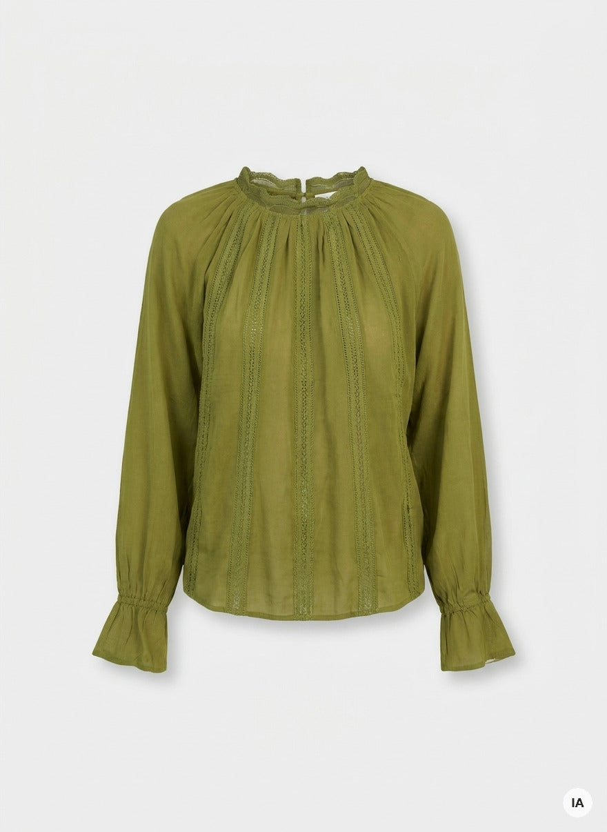 BLOUSE SALOUNA - ANGE Top — Image générée par IA