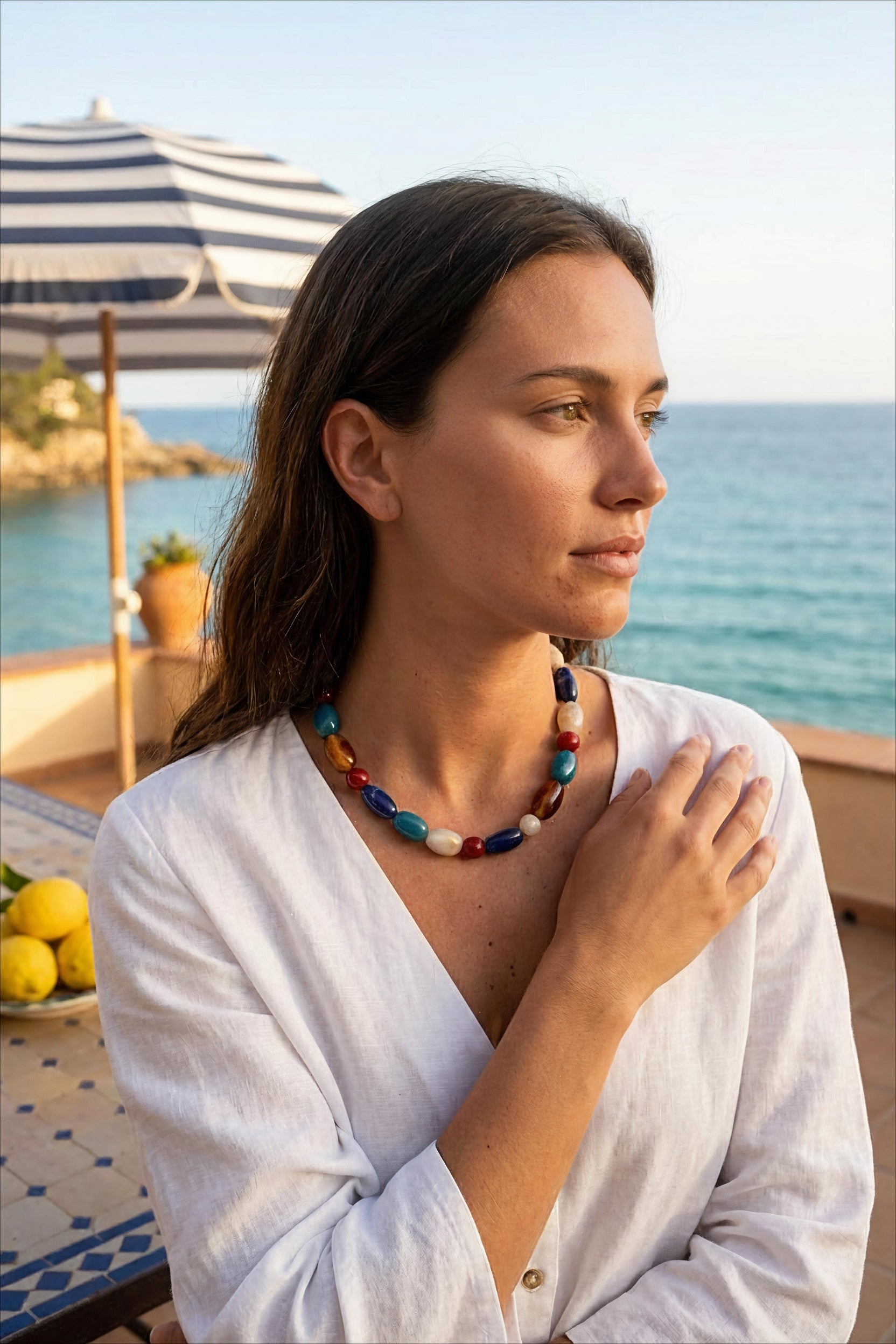 COLLIER NOLWENA - SUR CORDON, PERLES DE RÉSINE RONDES ET OVALES - BOHM Collier