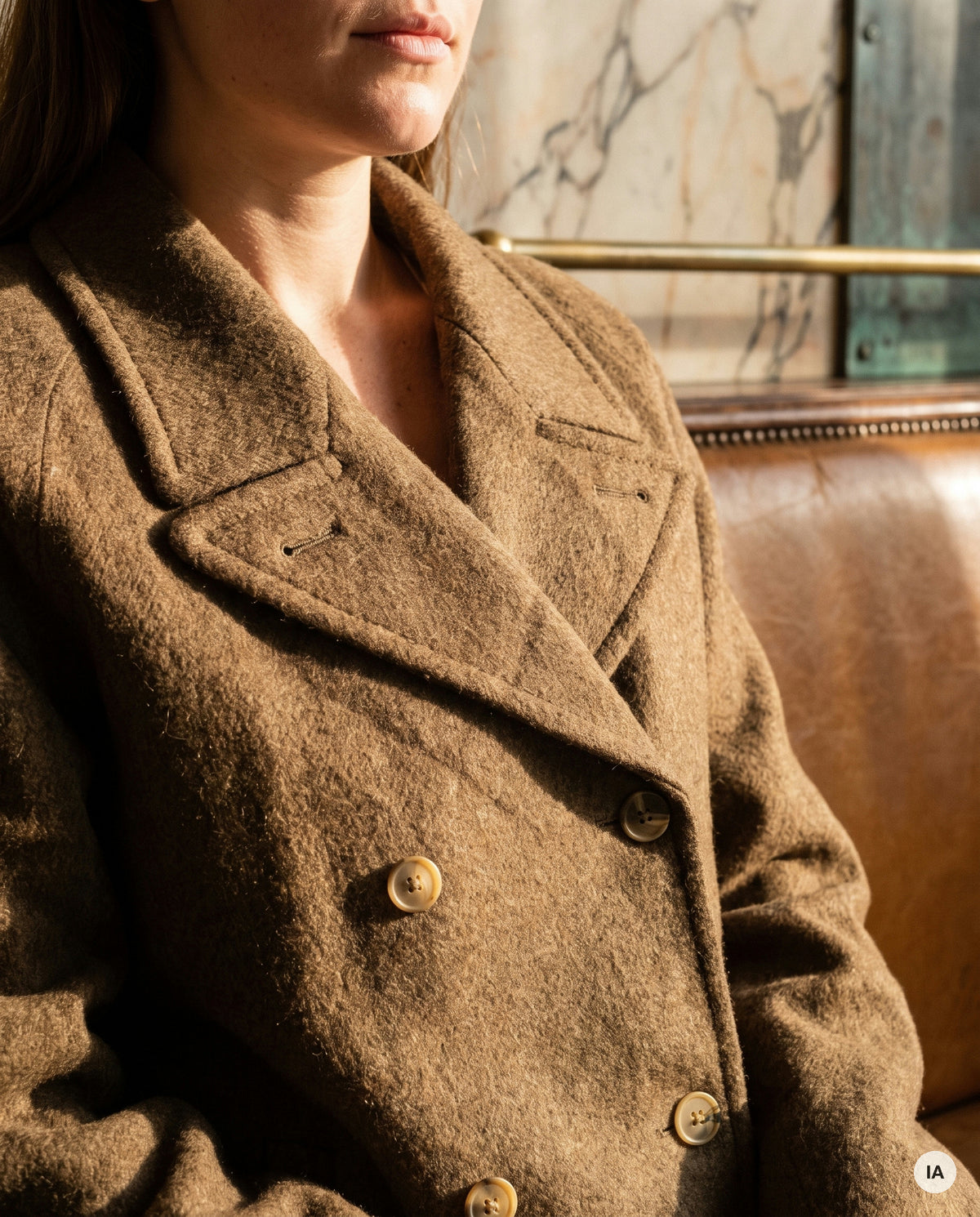 MANTEAU JUSTINE - SEEUSOON COAT — Image générée par IA