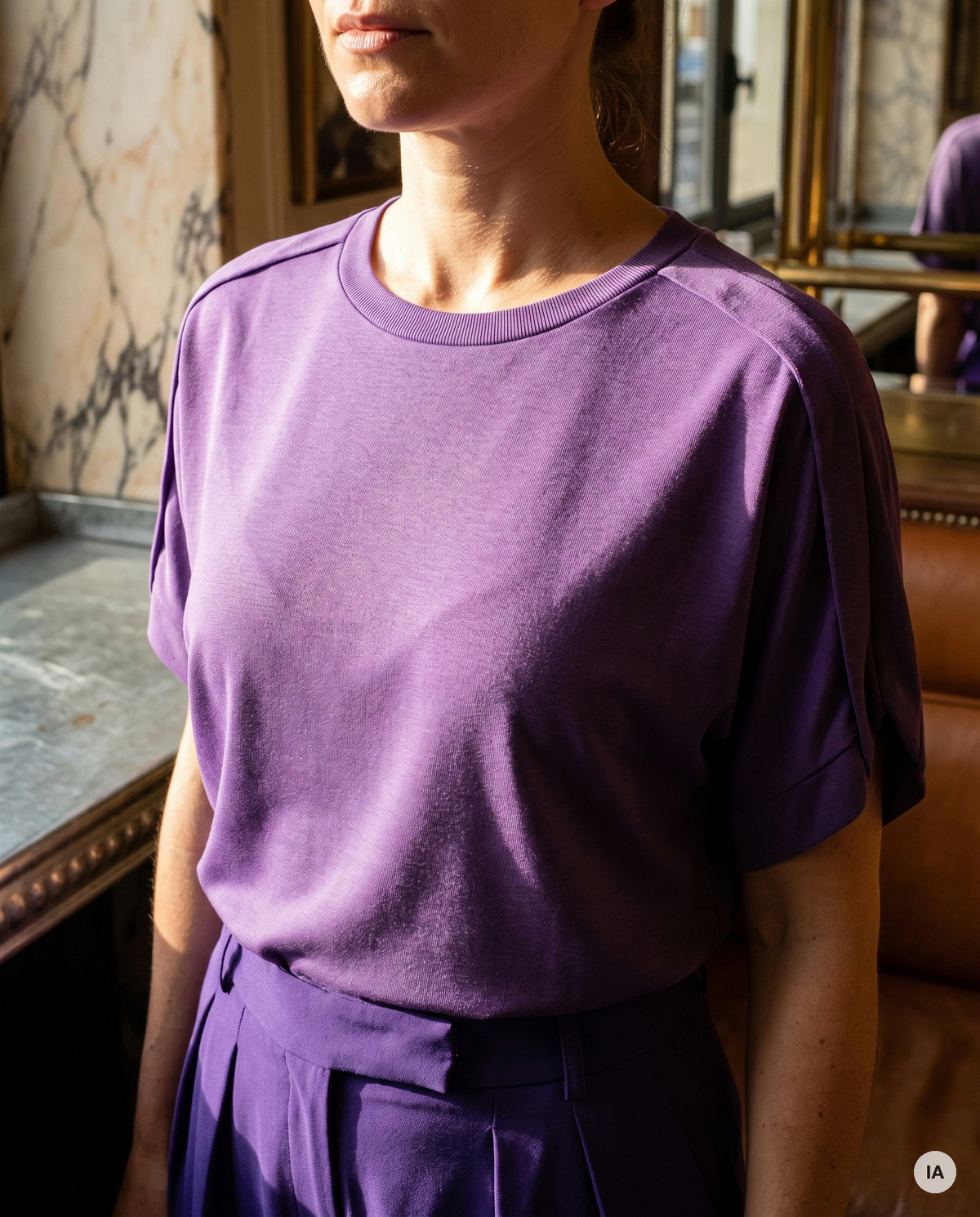 T-SHIRT DELTA VIOLET - ORFEO T-shirt — Image générée par IA